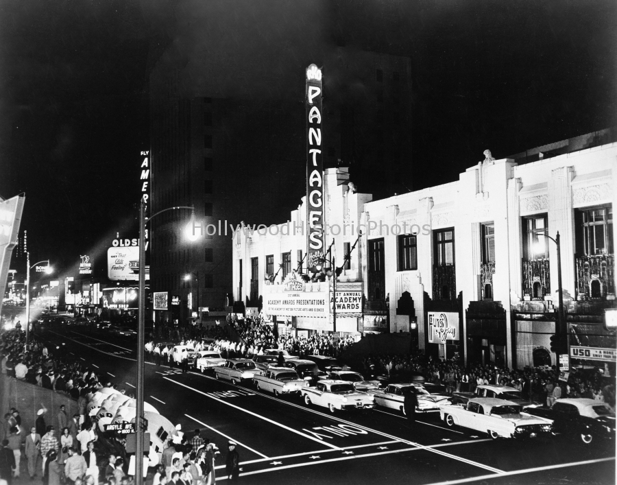 Academy Awards 1959 31st Annual at the Pantages Theatre.jpg
